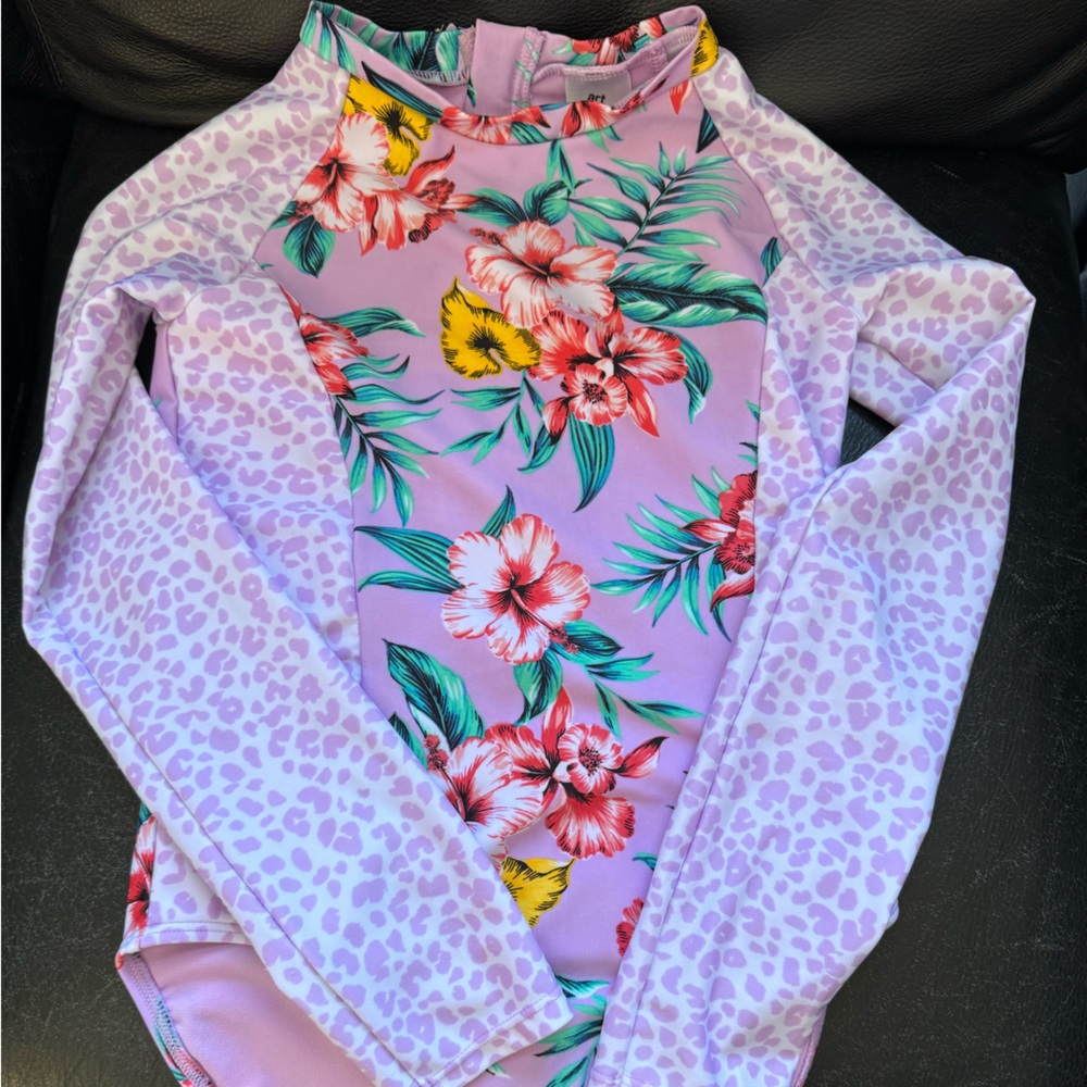 Girls swimsuit Art Class size L 10/12. Like new. Long sleeve. UV 50 protection.